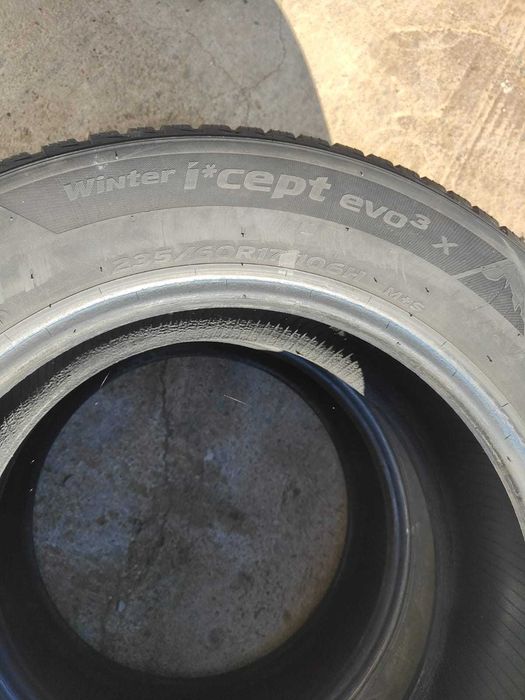 Cauciucuri Hankook winter icept evo 3 M+S 235/60 R17