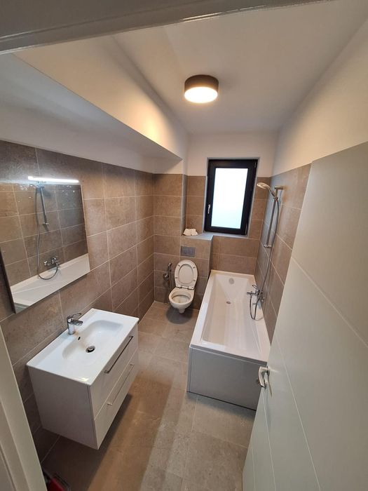 2 camere bloc nou ,centrala termica , loc de parcare