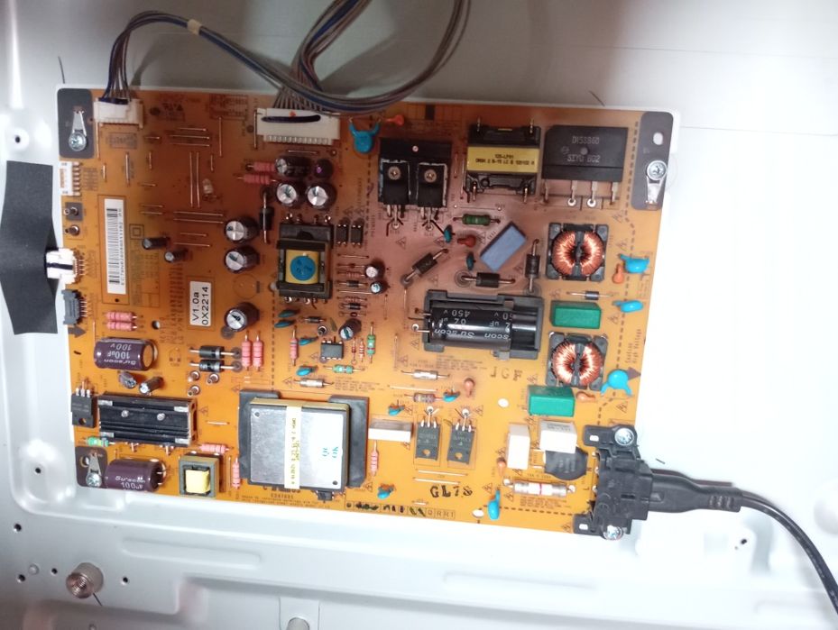 Продам материнскую плату на LG 42LM62OT