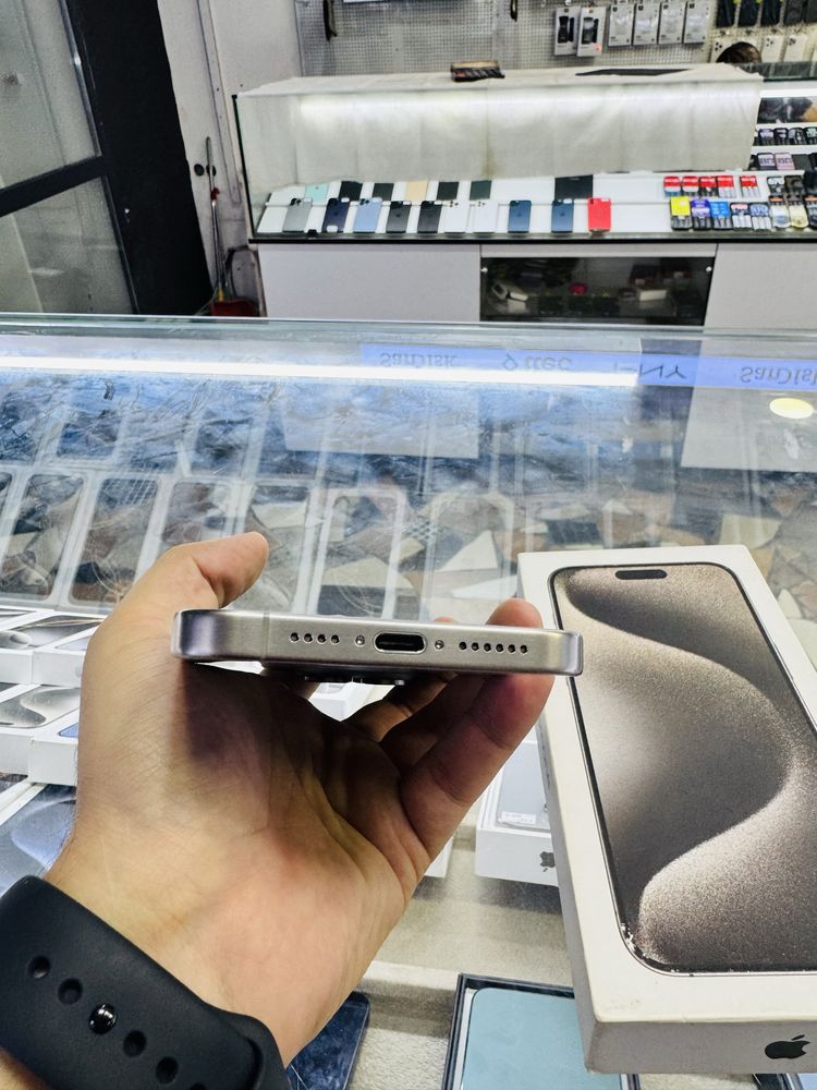 iPhone 15 Pro Max 256 gb 100% dual