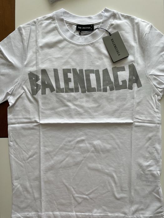 Мъжка бяла тениска *B*a*l*enc*iag*a*