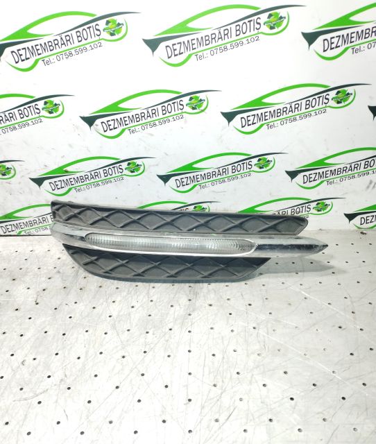 Proiector stanga A 204 906 89 00 Mercedes-Benz C-Class W204/S204