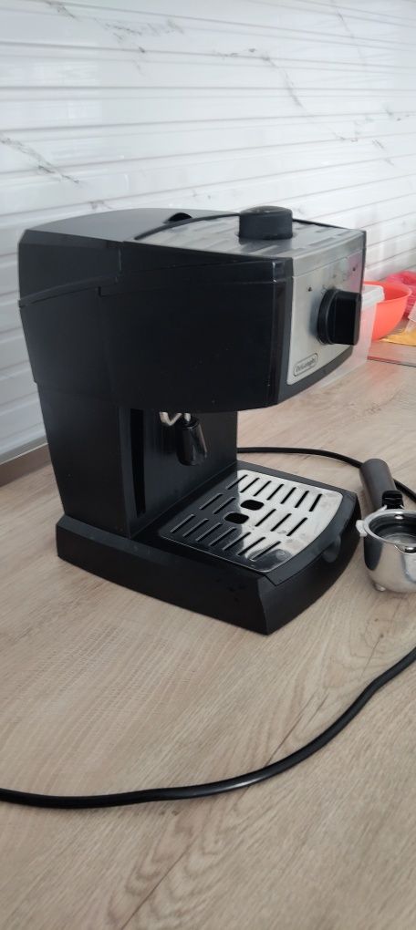 Кафемашина DeLonghi!