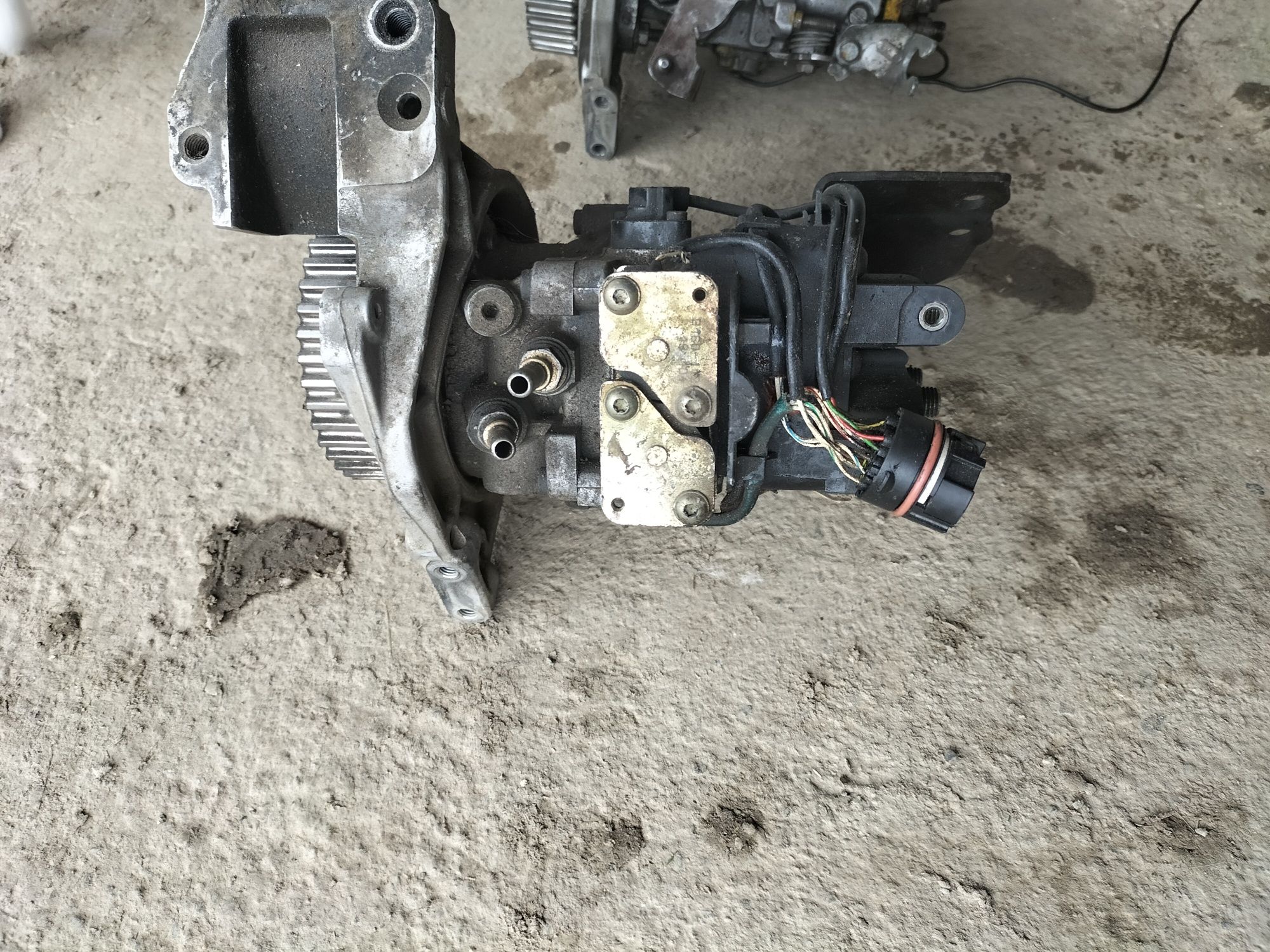 Pompa injectie electronică și mecanica Dacia papuc 19 dizel
