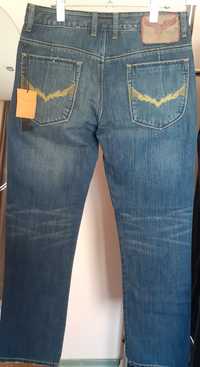 Шикарные джинсы от бренда Mark FAIRWHALE,  44-46 размеры.