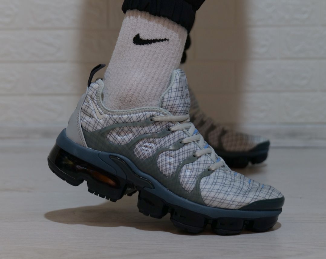 Мъжки маратонки Nike Air VaporMax Plus – Сиви