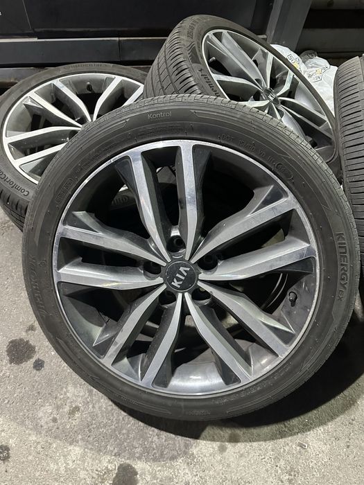 Комплект шин и дисков Continental