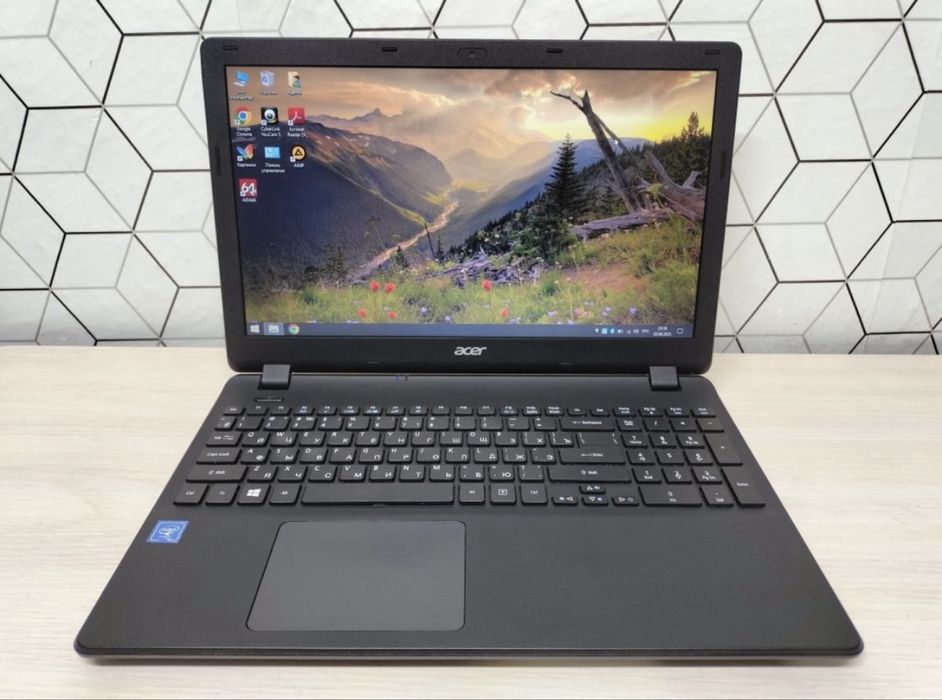 Брендовый ноутбук. Acer