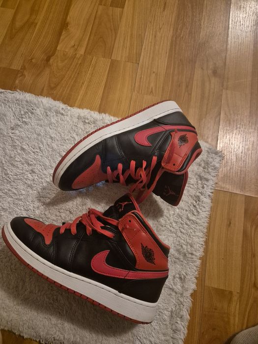 Adidasi nike numarul 40