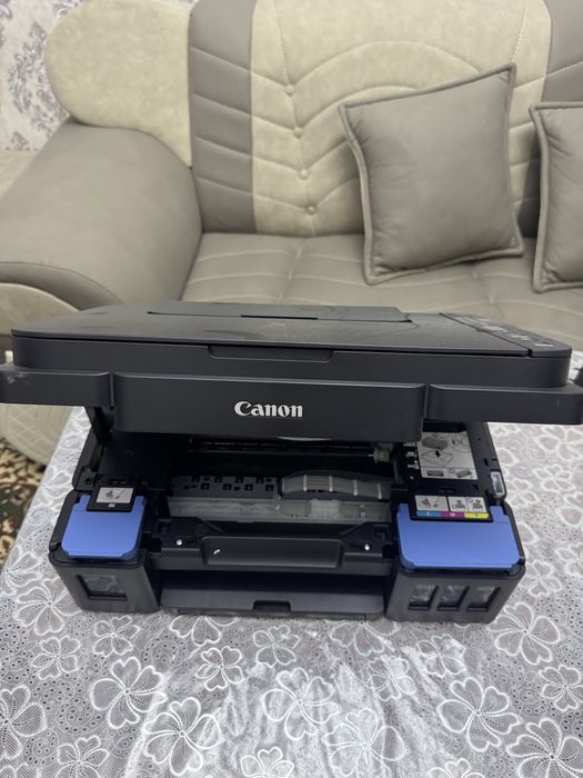 Принтер Canon цветной