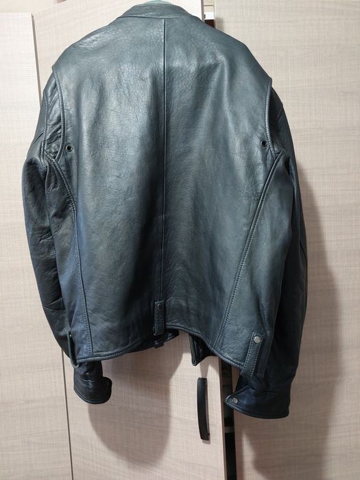 Vând geaca piele, tip moto, marca Ricano, mărimea L