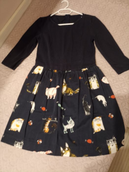 Разноцветни рокли за различни поводи