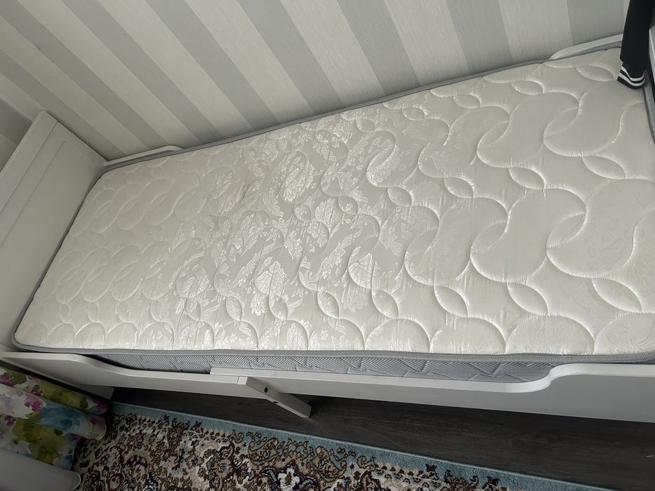 Срочно продам спалню