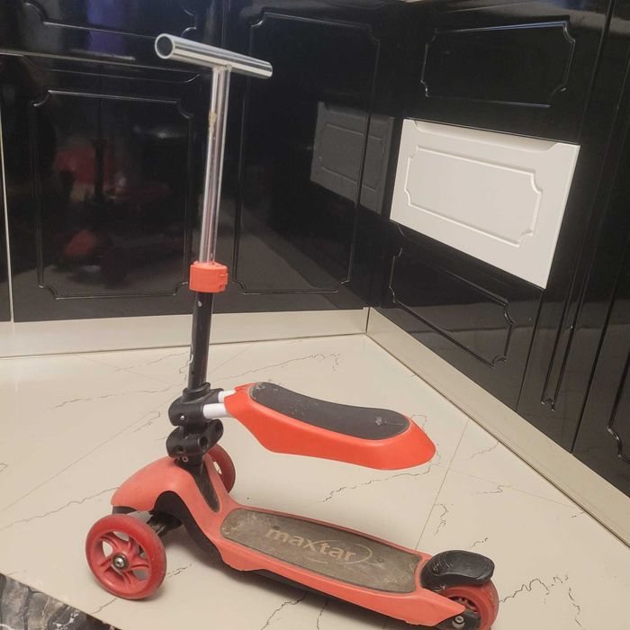 Trotinete copii in perfecta stare de functionare