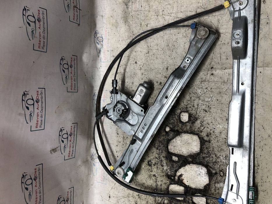 macara geam stanga fata  renault clio 3 2010