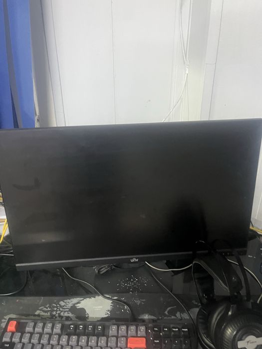 Продам монитор 75 герц отличном сост