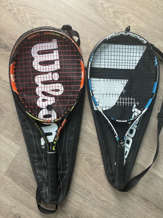 2 Rachete de Tenis Babolat si Wilson