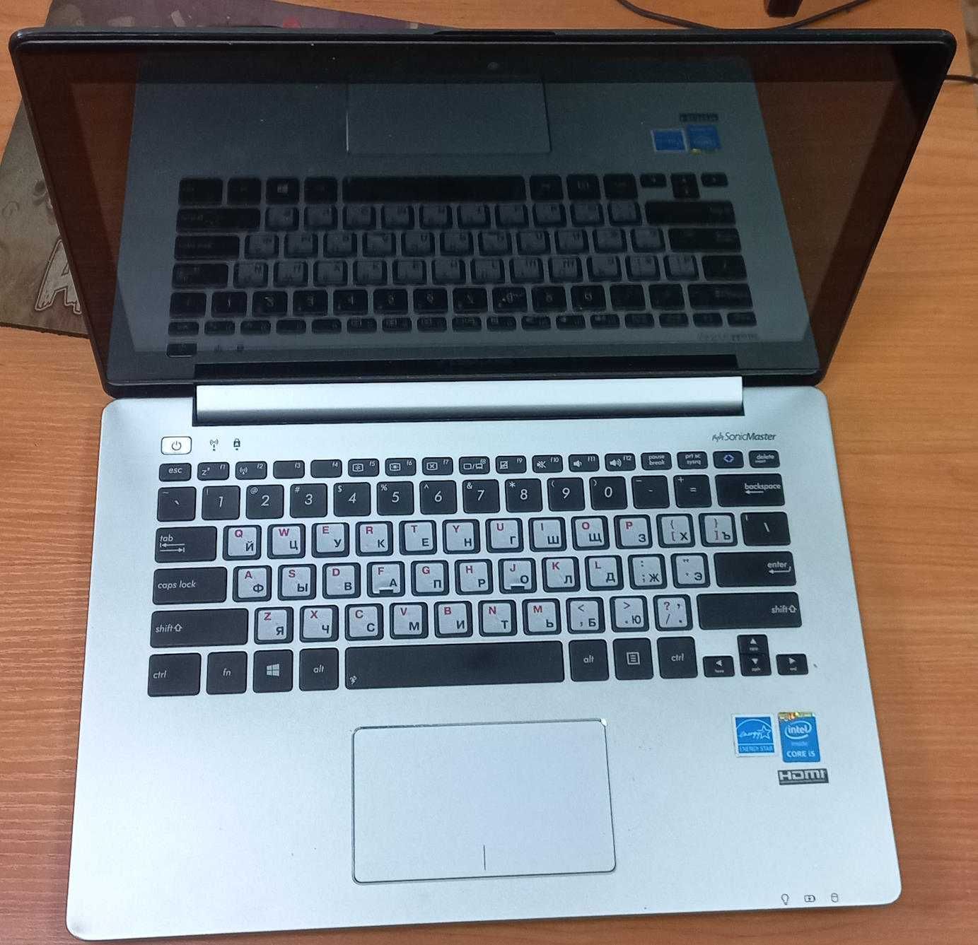Сенсорный ноутбук Asus Q301L