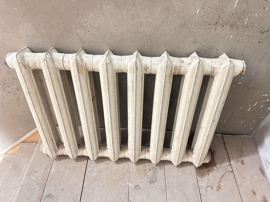 Продам чугуные баторей