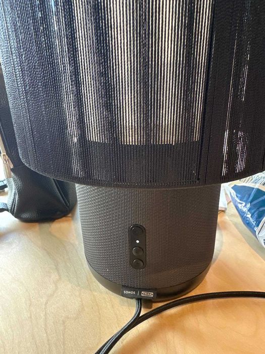 SYMFONISK лампа с Wi-Fi тонколона (чисто нова)