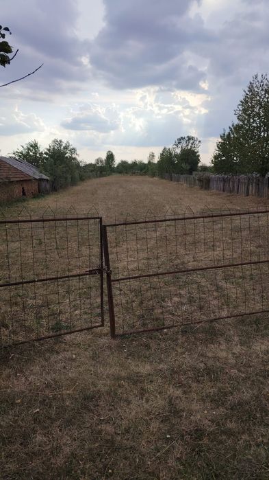 Teren de vânzare Comuna Polovragi