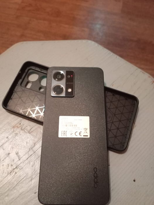 Продам OPPO Reno7