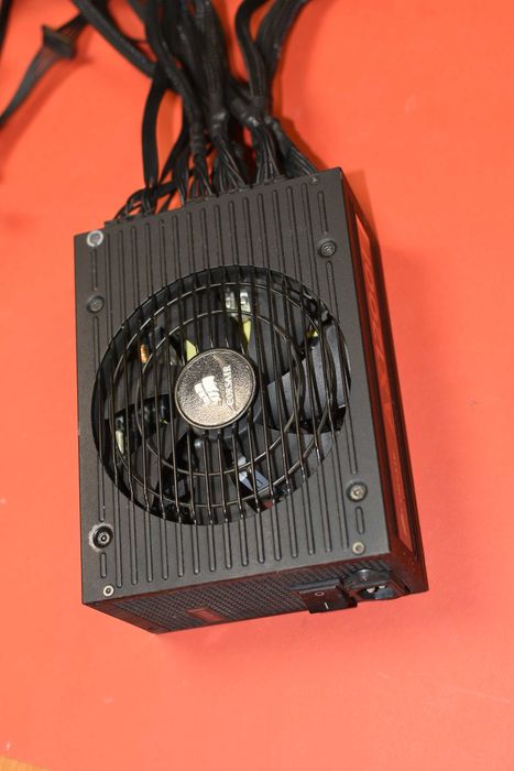 AX1200i ATX Power Supply  1200 Watt 80 PLUS PLATINUM Fully-Modular PSU