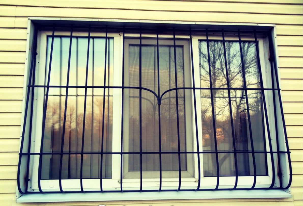 Решетки на окна кованые и сварные