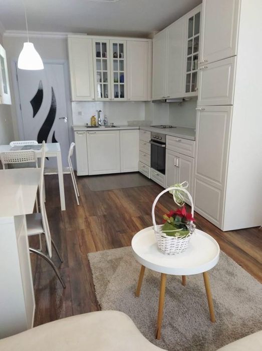 Дава се под наем Двустаен апартамент в София, Белите брези - 70 кв.м за 700 € - Снимка #3