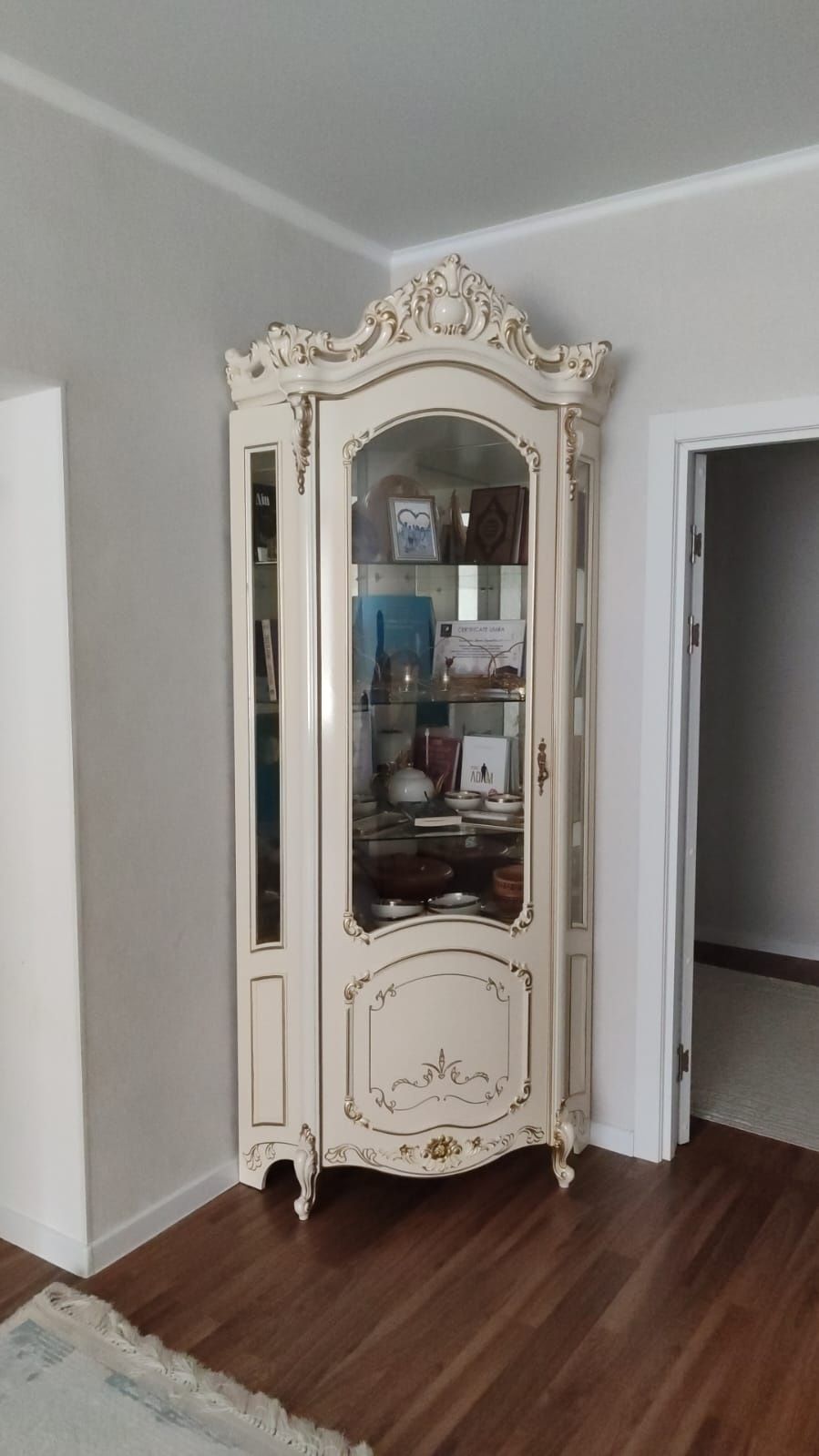 Сервант для посуды
