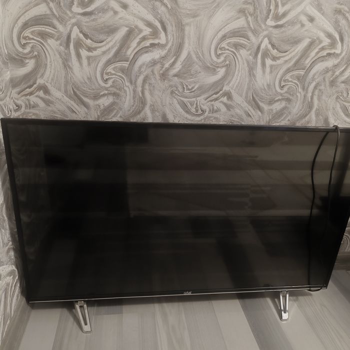 Телевизор на запчасти