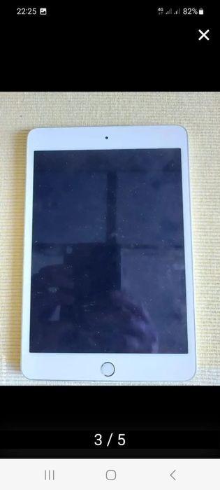 Vând tabletă IPad defectă mufa încărcare