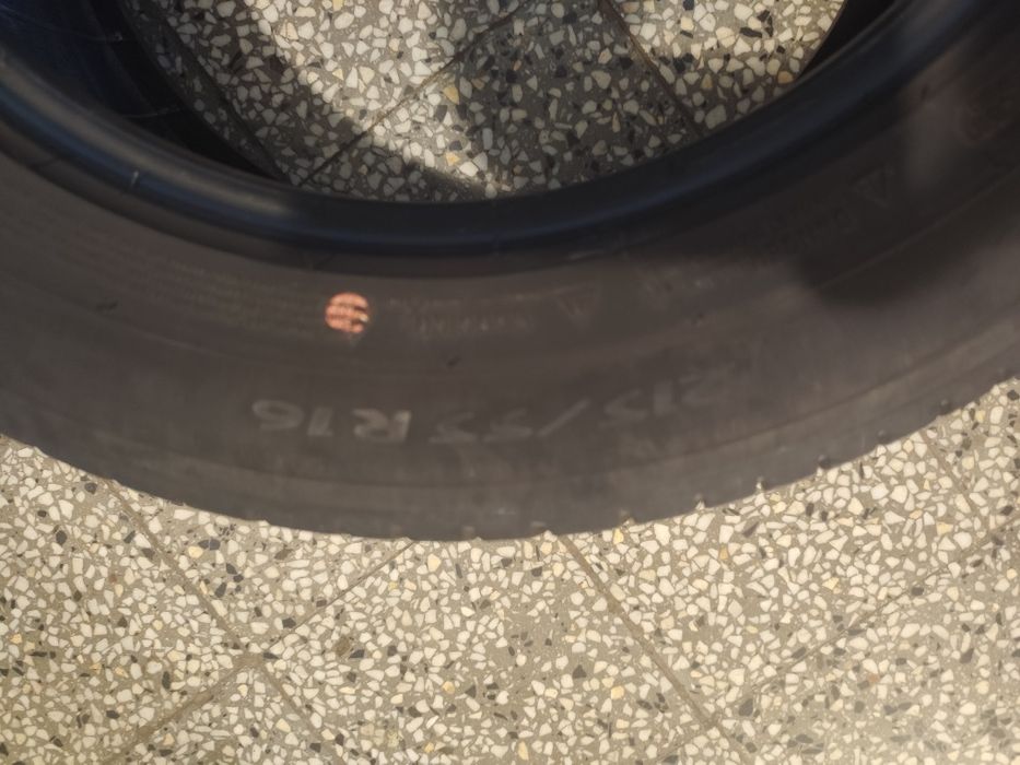 Две гуми Michelin 215/55/16 за 35