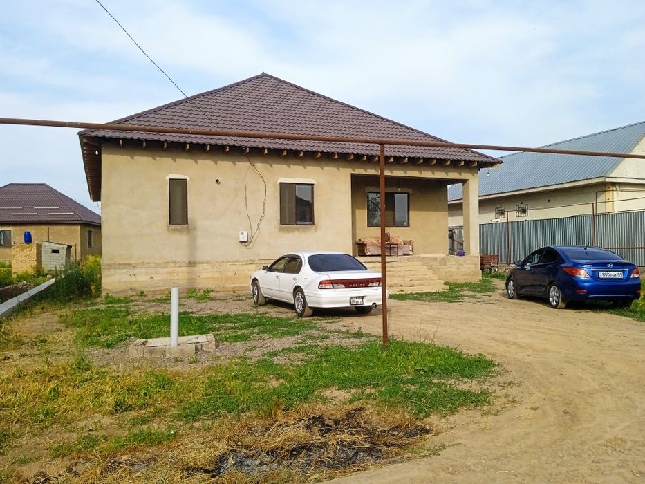 Улкен уй сатылады