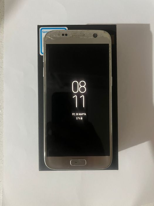 S7 в идеале, но с разбитой задней крышкой 32gb