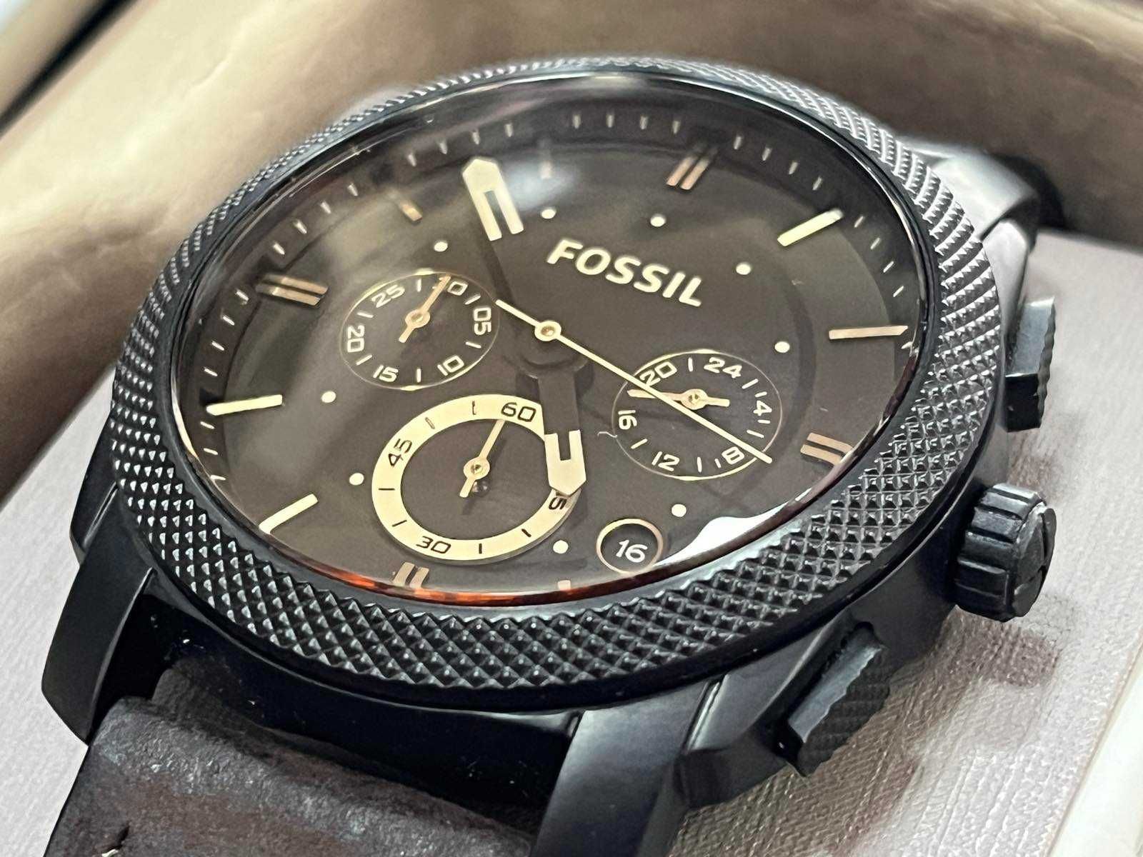 Продавам часовник Fossil FS4656IE