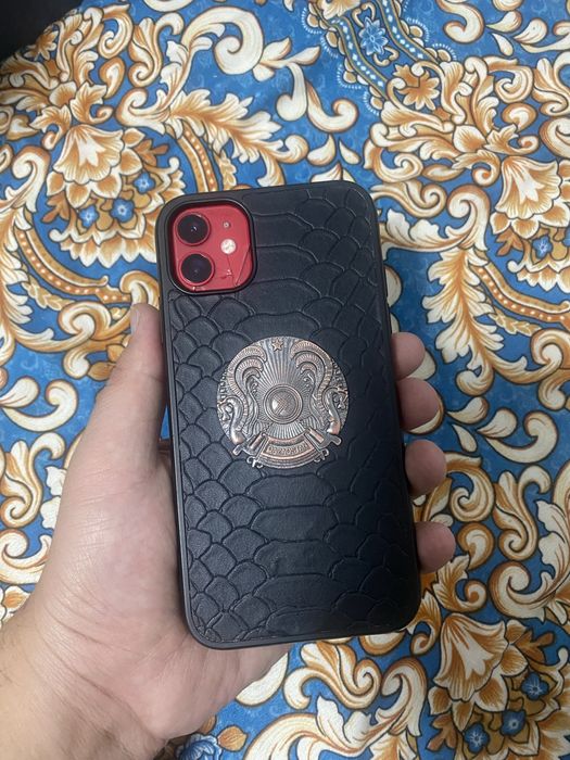 Айфон 11 64 гб продам