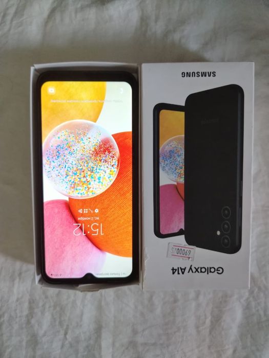 Самсунг А 14/128 телефон