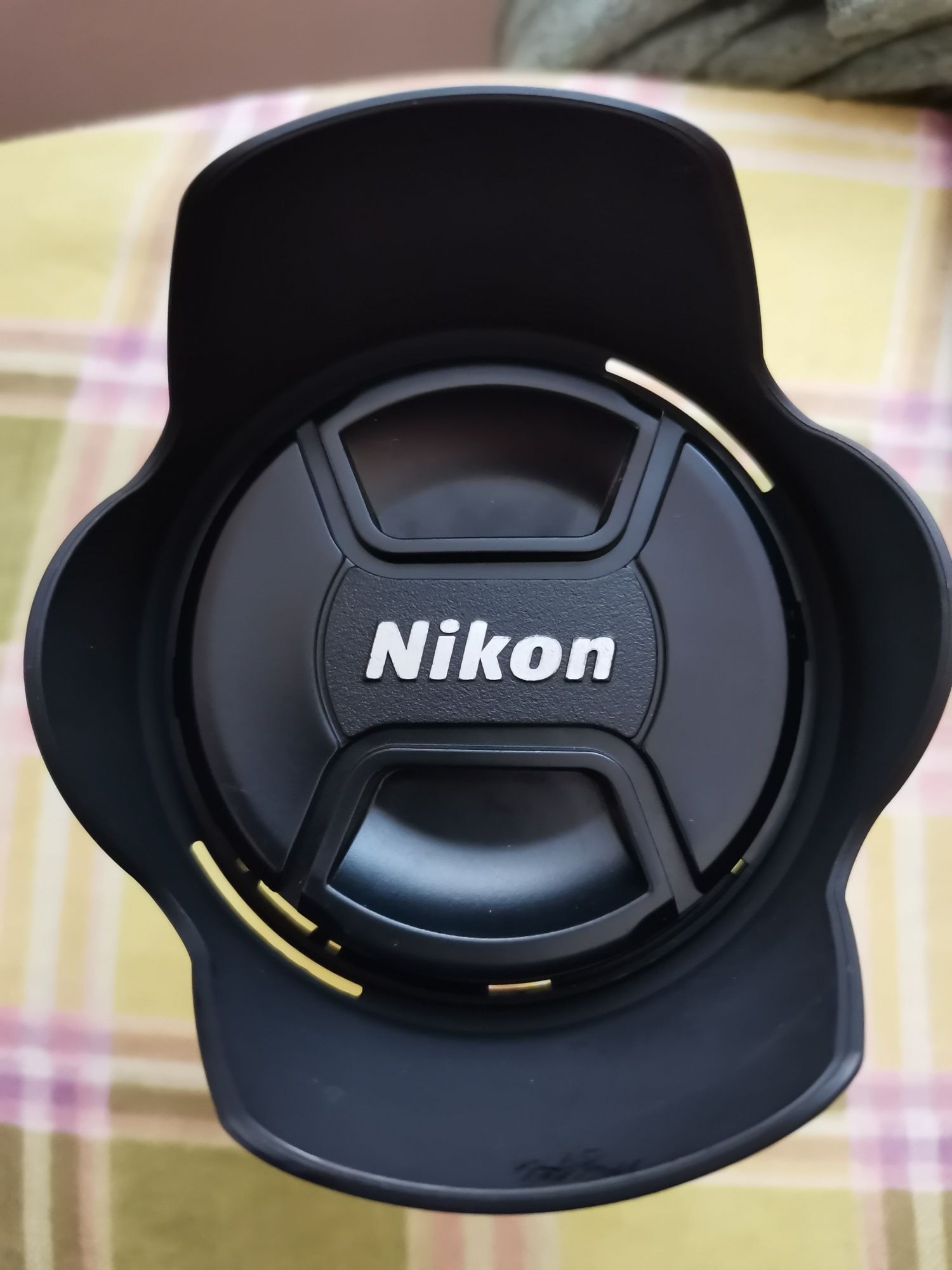 Обектив Nikon AF-S DX Nikkor 16-85mm F/3.5-5.6 G ED VR