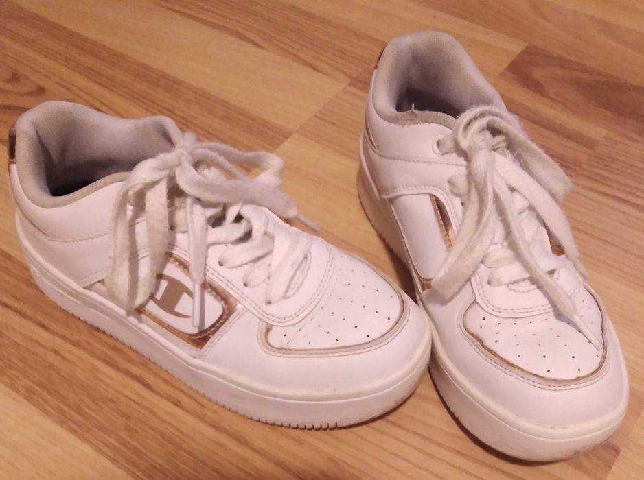 Papuci sportivi champion nr 36,5