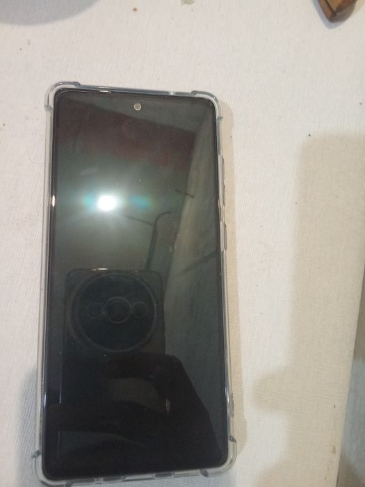 Samsung galaxy s20fe срочно продам телефон оченн бийстро ремонт не был