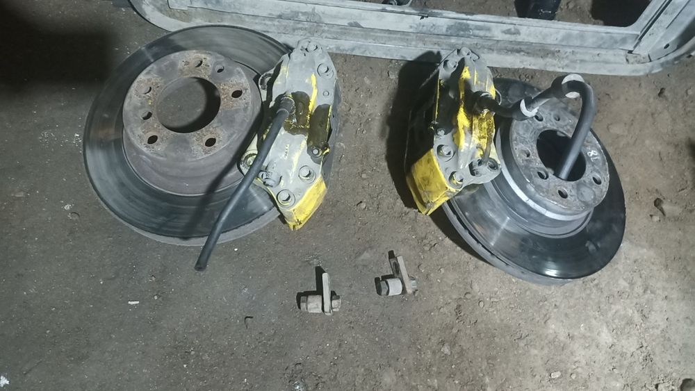 Запчасти на БМВ Е34