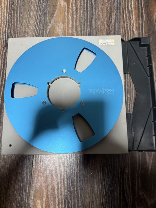 Продавам магнетофонни ролки  REVOX