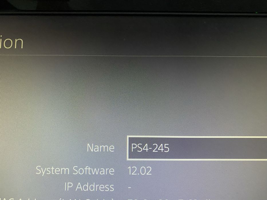 Sony Playstation 4, Model de baza, 1 TB