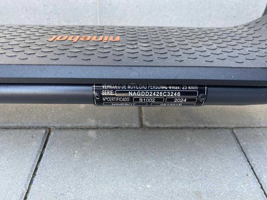 Trotineta Electrica Ninebot F2 KickScooter