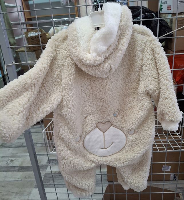 Продавам чисто нови бебешки одеала и ромпери НА ПРОМОЦИЯ!!!