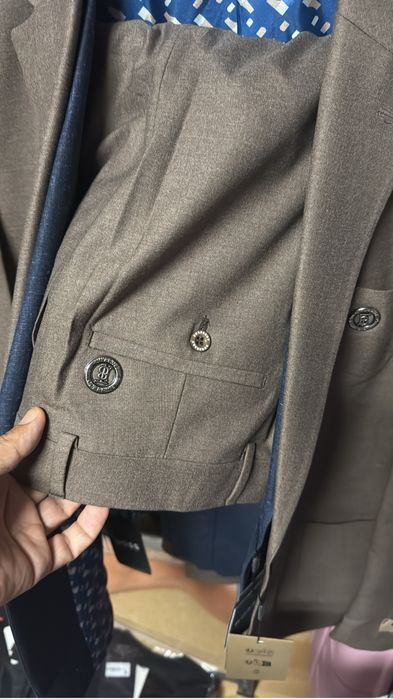 vand costume  elegante