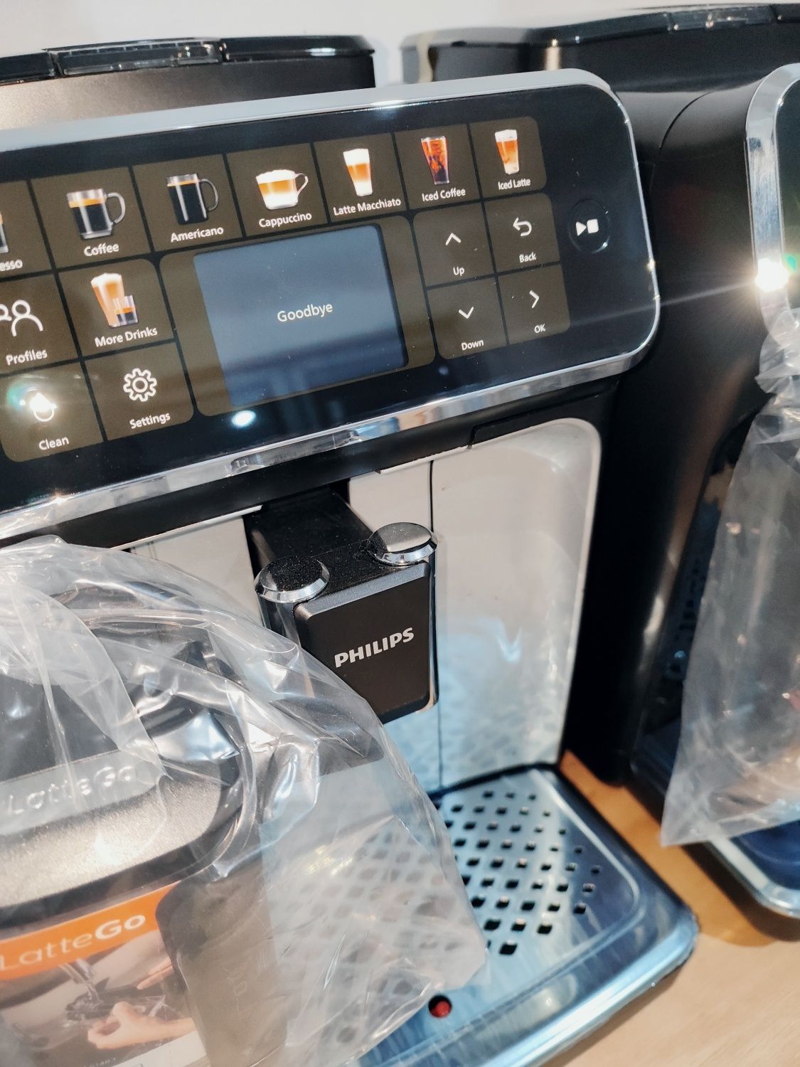 Espressor automat Philips Seria 5500 EP5541/50