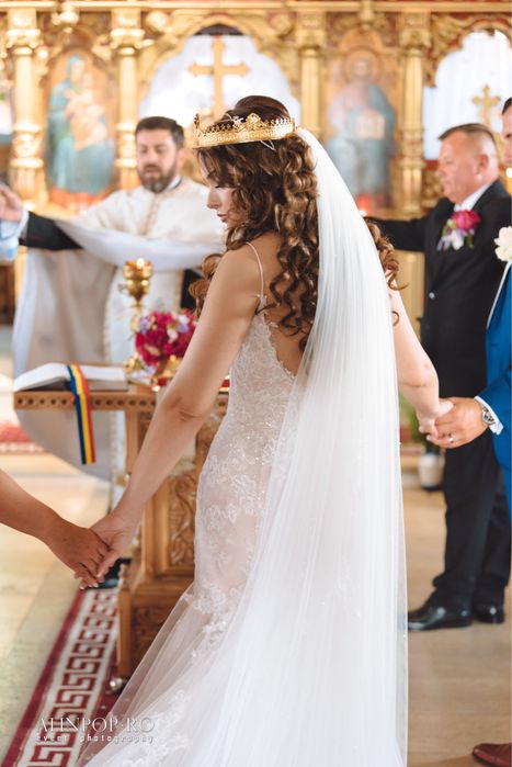 Rochie de mireasa marca Enzoani Magnolia (cadou voal și cerc)