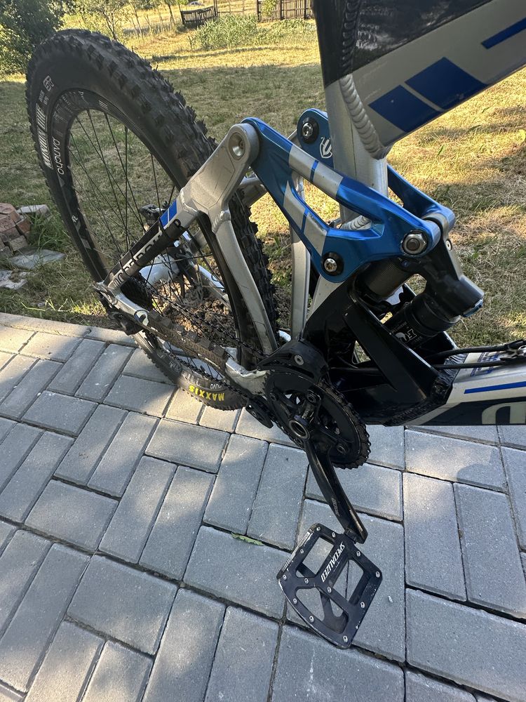Mondraker summun pro